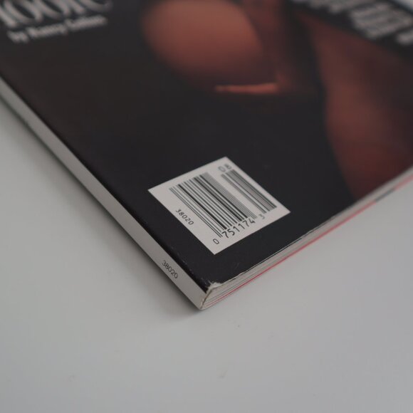 Vintage 1991 Pregnant Demi Moore Vanity Fair Issue - Picture 3 of 6